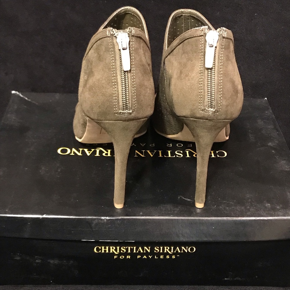 New Olive suede 4” peep toe booties size 12 - Picture 6 of 8